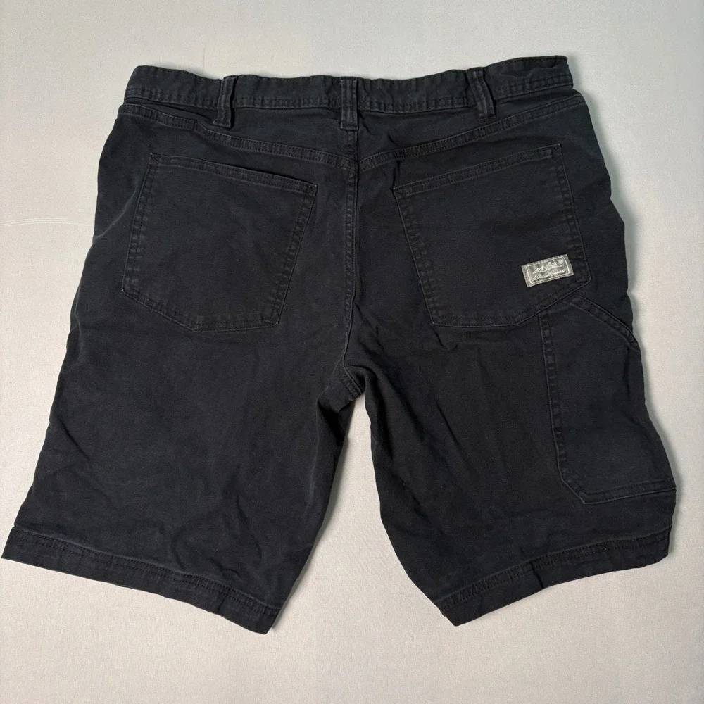 Eddie Bauer Men's Size 36 Classic Fit Black Shorts Good Condition